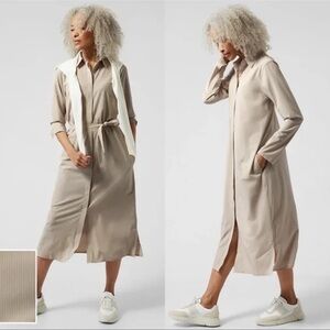Athleta Urbanite midi shirt dress collar button down and waist belt size Medium